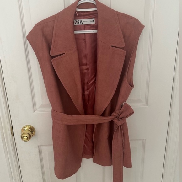 Zara linen waistcoat - Picture 3 of 5